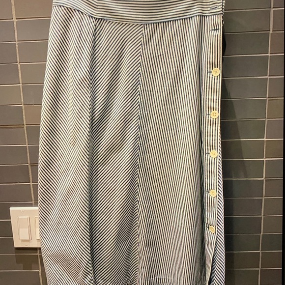 J. Crew Side Button Striped Blue Skirt - Picture 4 of 6